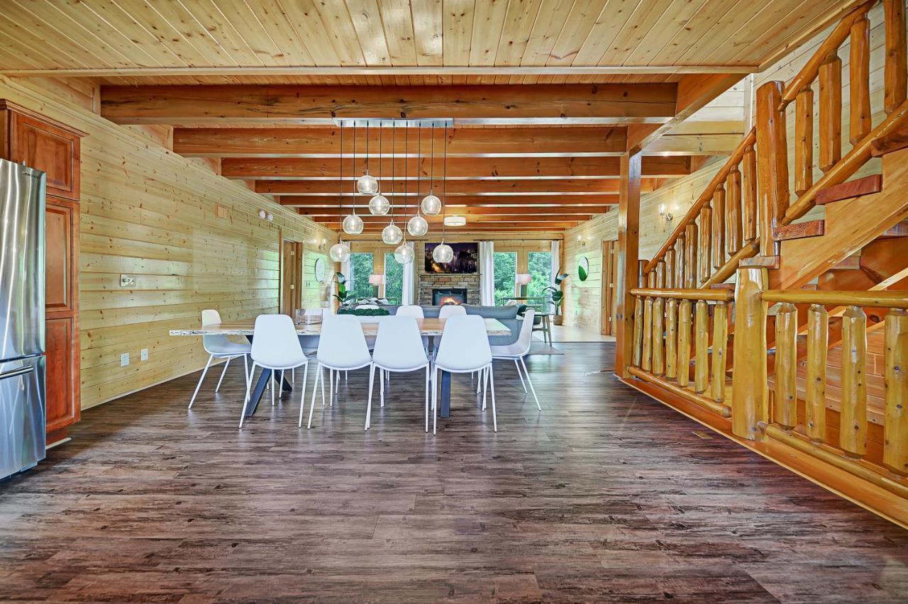 Villa Gorgeous Large Mountain View Cabin W Hot Tub, Free Wifi, Games à Sevierville Extérieur photo