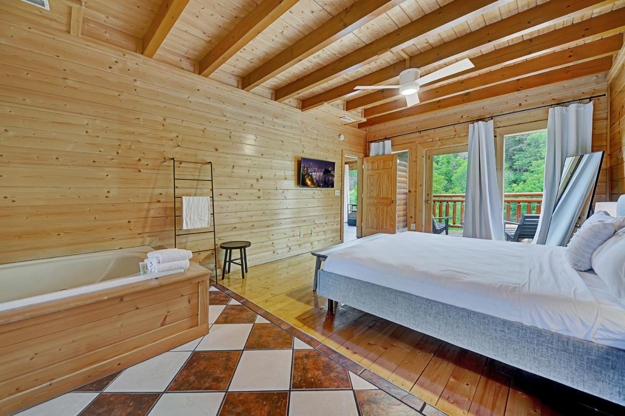 Villa Gorgeous Large Mountain View Cabin W Hot Tub, Free Wifi, Games à Sevierville Extérieur photo