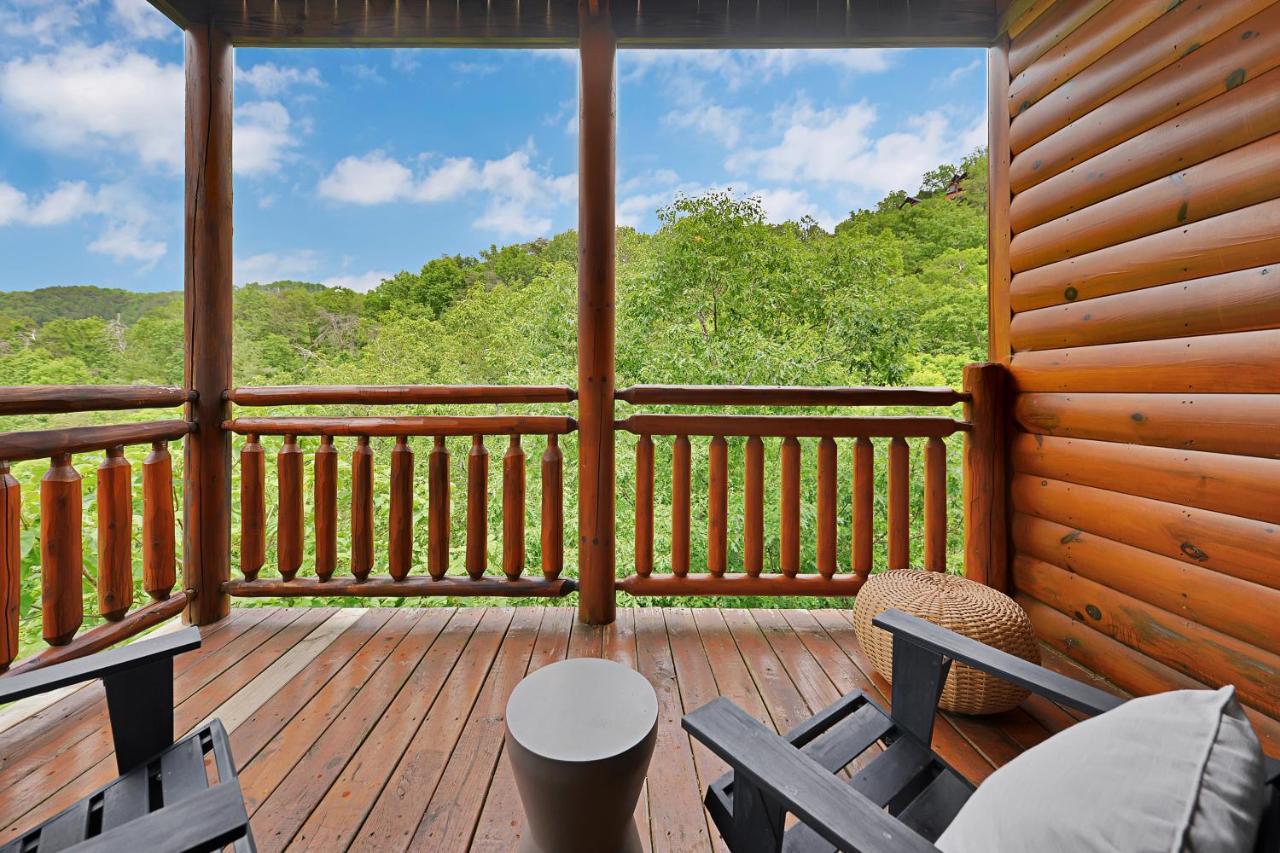 Villa Gorgeous Large Mountain View Cabin W Hot Tub, Free Wifi, Games à Sevierville Extérieur photo