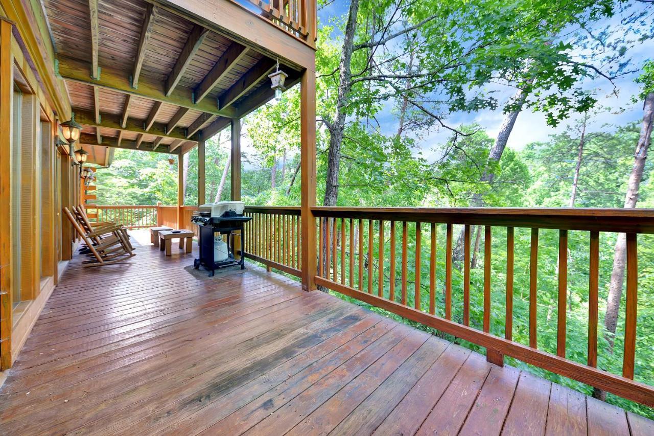 Villa Gorgeous Large Mountain View Cabin W Hot Tub, Free Wifi, Games à Sevierville Extérieur photo